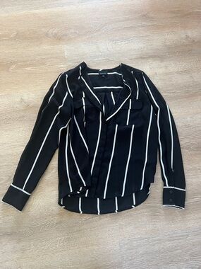 Who What Wear Black Blouse with White Vertical Stripes